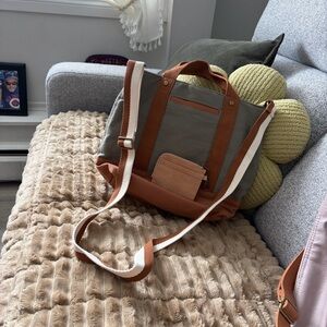 Elegant Two-Tone Men's Messenger Bag